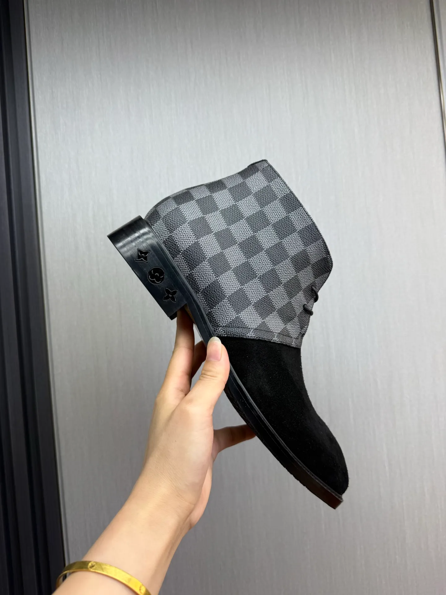 Men's shoes 💰760💰 LV. - Men's business casual leather shoes, top quality cow products. 1:1 shipment ⬆️Luxury and noble 👞All imported original brand leather materials, just to create a more comfortable wearing experience, upper: original cowhide ➕Imported full cow lining, original outsole ✔️16-45 (38.45 non-returnable)